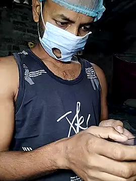 Snapshot of ritubhabi440 chatting on 12/16/25, 02:05 ritubhabi440 online show from 12/16/25, 02:05