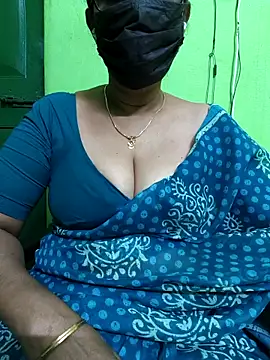 Snapshot of niiveditha chatting on 02/28/25, 04:20 niiveditha online show from 02/28/25, 04:20