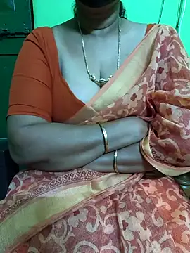 Snapshot of niiveditha chatting on 03/09/25, 12:42 niiveditha online show from 03/09/25, 12:42