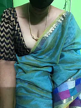 Snapshot of niiveditha chatting on 03/17/25, 06:53 niiveditha online show from 03/17/25, 06:53