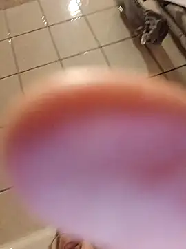 NoLubricantNeeded online show from 12/20/25, 07:32