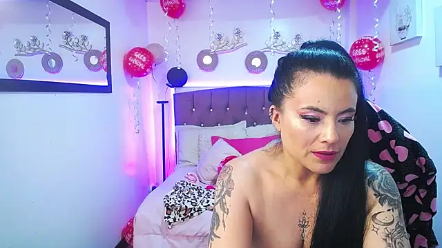 Snapshot of lizha_milf chatting on 02/14/25, 09:32 lizha milf online show from 02/14/25, 09:32