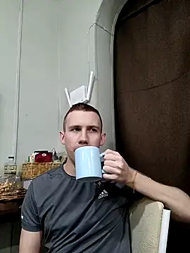 Dimyanmodel online show from 02/08/25, 05:18