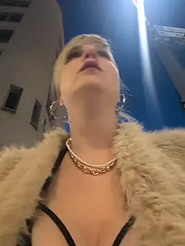 Sexybiene969 online show from 03/04/26, 05:19