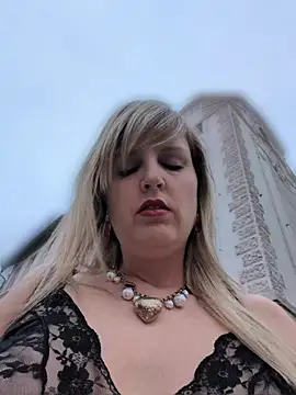 Sexybiene969 online show from 03/25/26, 05:19