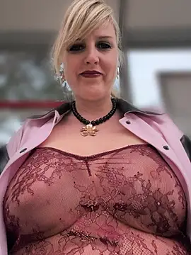 Sexybiene969 online show from 05/14/26, 04:14