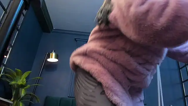 scarlet edwars online show from 01/09/26, 07:15