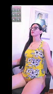 Snapshot of RachelsX chatting on 09/08/25, 04:28 RachelsX online show from 09/08/25, 04:28