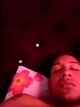 Snapshot of Frencho10 chatting on 02/18/26, 06:59 Frencho10 online show from 02/18/26, 06:59