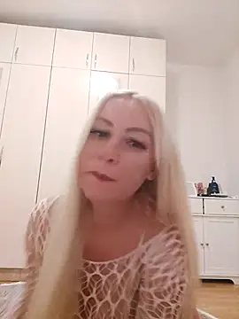 visnjica online show from 10/06/25, 09:34