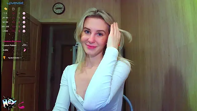 Snapshot of Caramel_piegirl chatting on 01/15/26, 09:40 Caramel piegirl online show from 01/15/26, 09:40