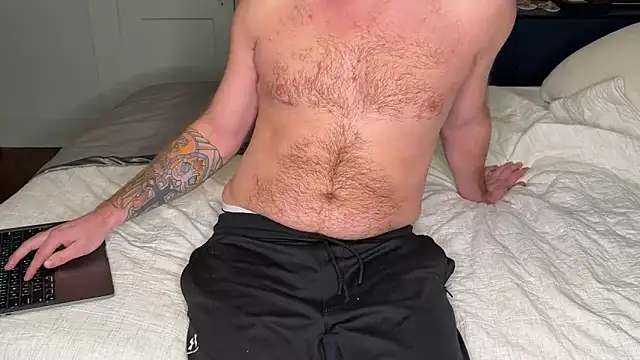 Snapshot of bottombearishguy chatting on 02/10/25, 03:53 bottombearishguy online show from 02/10/25, 03:53