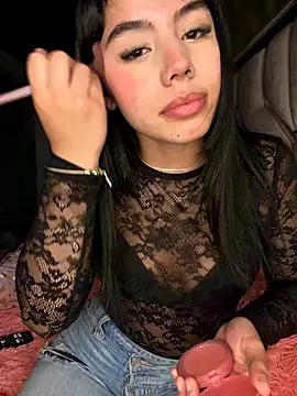 Laura-Khalifa online show from 07/11/26, 06:16