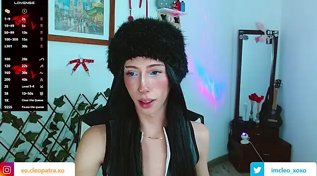 Snapshot of imcleo_xoxo chatting on 03/06/25, 03:35 imcleo xoxo online show from 03/06/25, 03:35