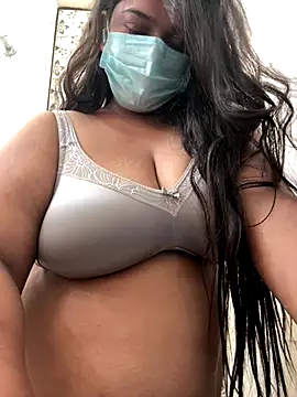 Snapshot of sinnerlady chatting on 11/07/25, 02:33 sinnerlady online show from 11/07/25, 02:33