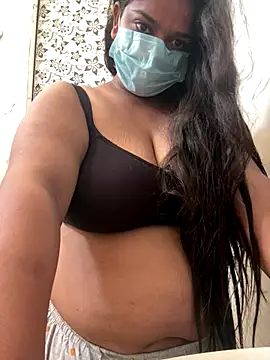 Snapshot of sinnerlady chatting on 11/08/25, 02:56 sinnerlady online show from 11/08/25, 02:56