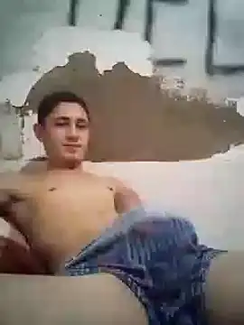 Snapshot of shuelldin chatting on 03/18/25, 11:19 shuelldin online show from 03/18/25, 11:19