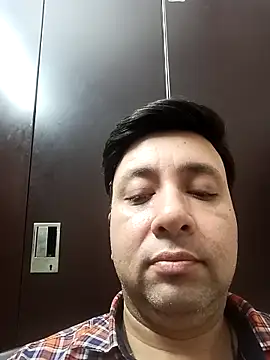 innocentboy1987 online show from 02/26/26, 03:49