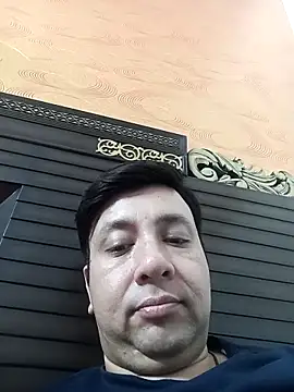 innocentboy1987 online show from 03/06/26, 04:14