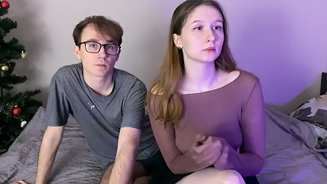 Snapshot of Sabrinaanddaniel chatting on 01/11/26, 04:01 Sabrinaanddaniel online show from 01/11/26, 04:01