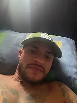 ErikMonstro 10 online show from 02/08/25, 03:42