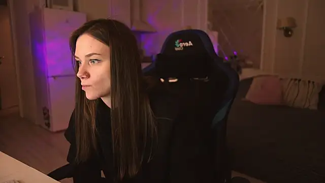 alexa feels  online show from 03/02/25, 10:38