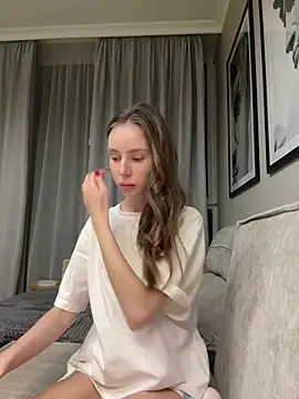 Snapshot of RosieMills chatting on 03/01/26, 05:04 RosieMills online show from 03/01/26, 05:04