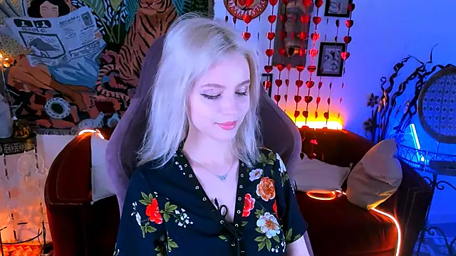 LeonaStane online show from 02/21/25, 04:59