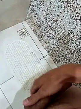 garoto-pirocudo online show from 03/09/25, 12:31