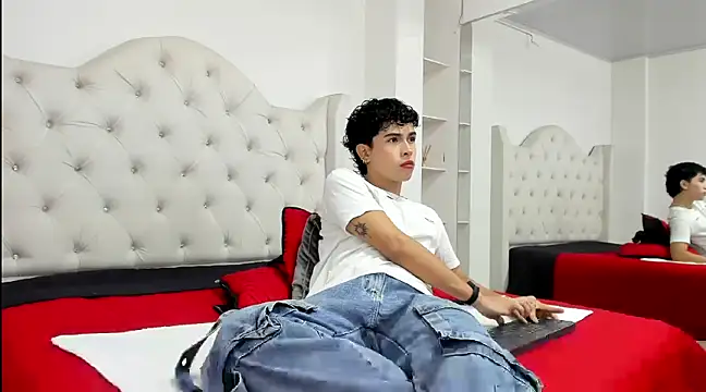 Aiiden 15 online show from 02/25/25, 02:44