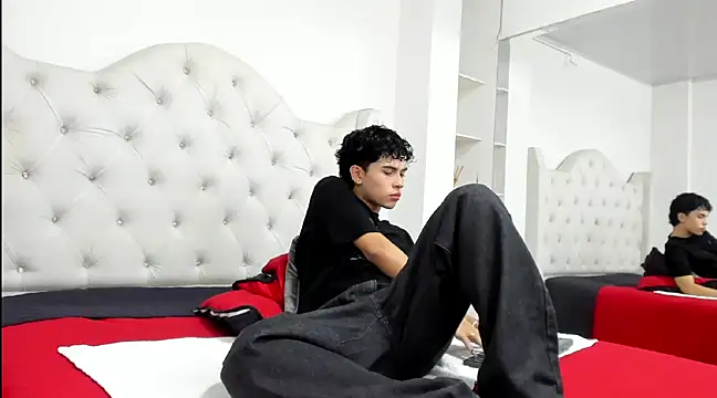 Aiiden 15 online show from 02/26/25, 02:57