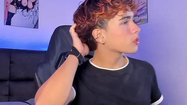 Aiiden 15 online show from 10/01/25, 12:00