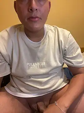 kjccuboy2000 online show from 02/08/25, 12:17