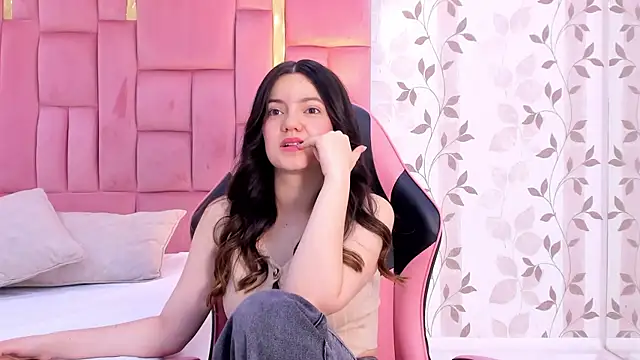 ArianaFranco online show from 09/25/25, 12:53