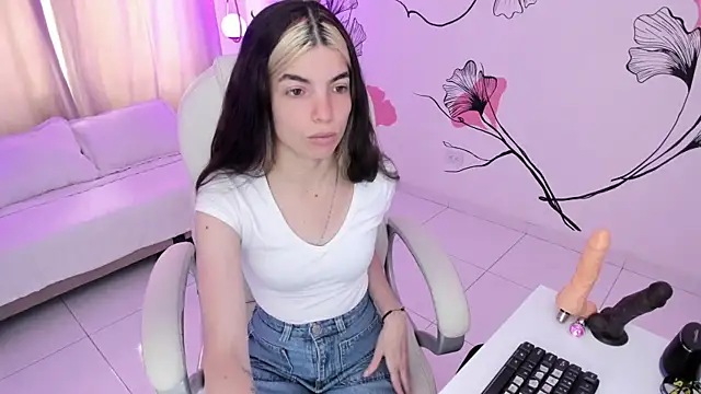 Isabela Fiorelli online show from 09/29/25, 03:39