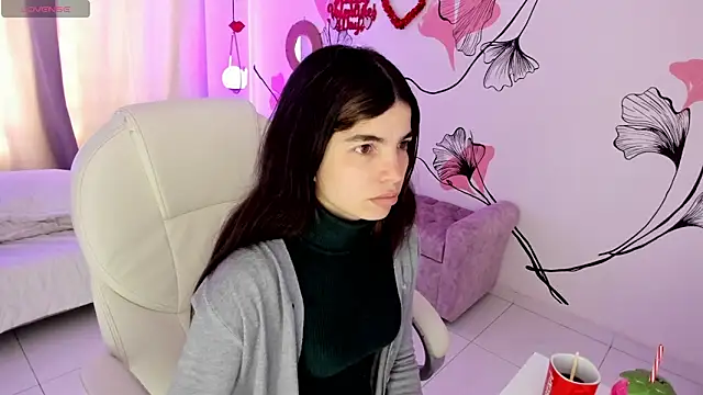 Isabela Fiorelli online show from 02/09/26, 01:15