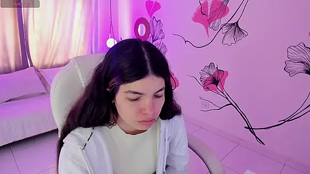 Snapshot of Isabela_Fiorelli chatting on 05/03/26, 01:28 Isabela Fiorelli online show from 05/03/26, 01:28