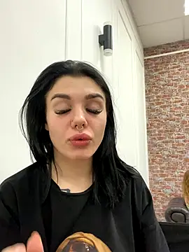 MaeveMoon online show from 09/15/25, 04:23