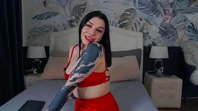 MaeveMoon online show from 10/05/25, 04:16