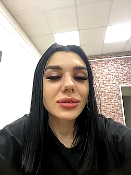 MaeveMoon online show from 10/19/25, 05:57