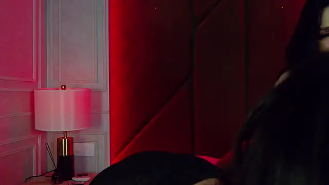 MaeveMoon online show from 12/20/25, 06:37