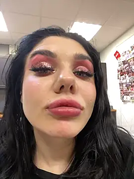 MaeveMoon online show from 01/10/26, 05:37