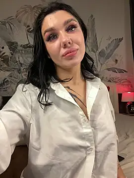 MaeveMoon online show from 02/15/26, 09:19