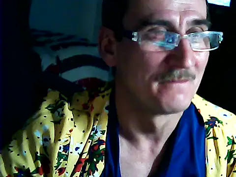 Snapshot of igracek30 chatting on 12/05/25, 07:10 igracek30 online show from 12/05/25, 07:10