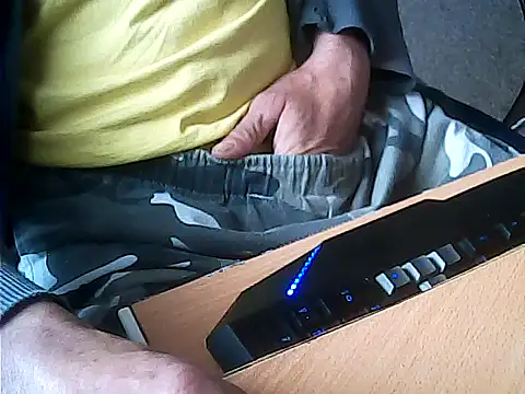 igracek30 online show from 04/18/26, 08:40