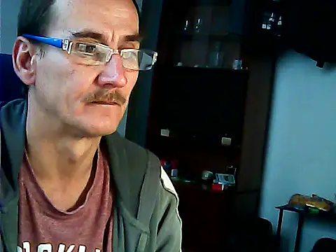 igracek30 online show from 06/12/26, 07:40