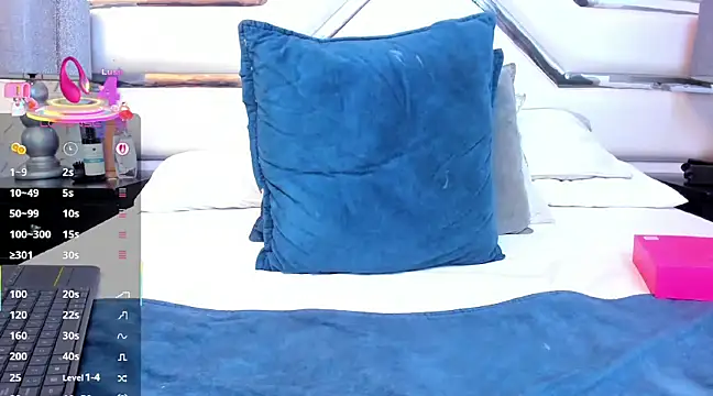 Zoe CarterX online show from 03/16/25, 05:28