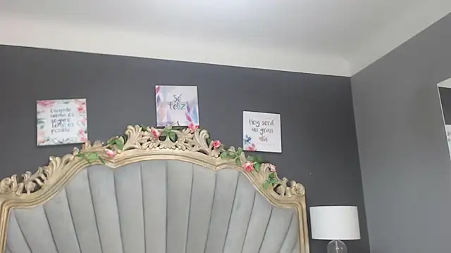 Snapshot of LindaBird chatting on 03/09/25, 11:14 LindaBird online show from 03/09/25, 11:14