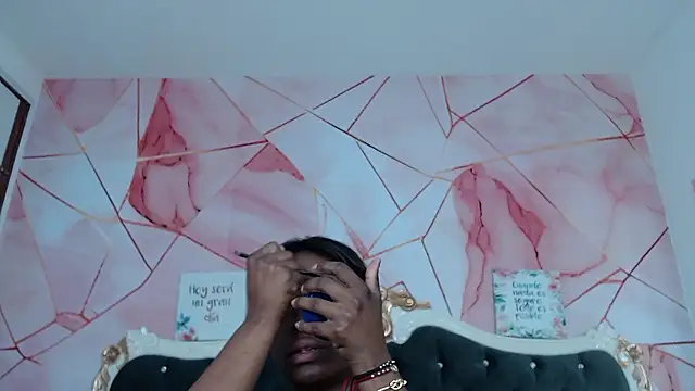 LindaBird online show from 01/08/26, 08:33