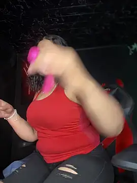 Snapshot of Carola-Ross chatting on 02/28/25, 02:20 Carola-Ross online show from 02/28/25, 02:20